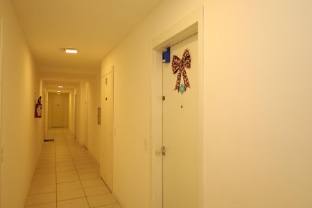 Apartamento à venda com 37m², 2 quartos e sem vagaÁrea comum - Saguão do andar