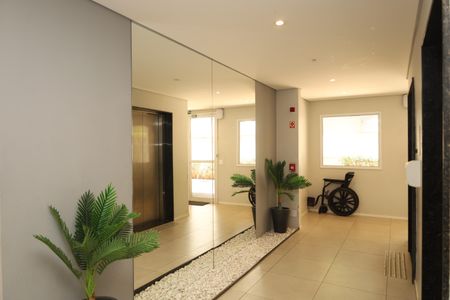 Apartamento à venda com 37m², 2 quartos e sem vagaÁrea comum - Saguão do prédio