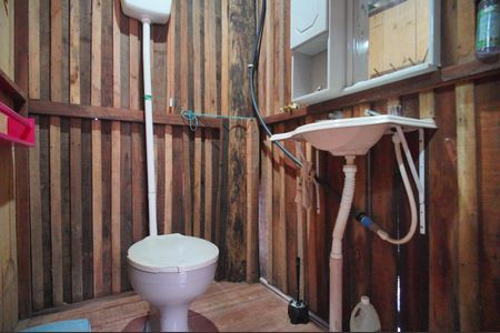 Casa à venda com 165m², 3 quartos e 2 vagasLavabo 2