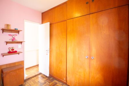 Casa à venda com 206m², 5 quartos e 3 vagasQuarto 1