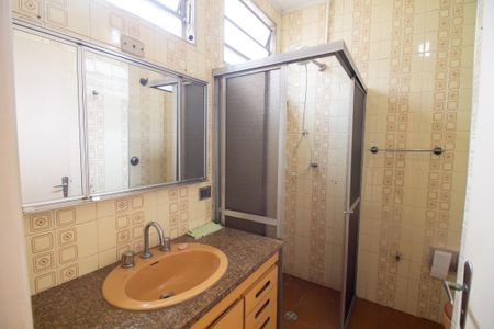 Casa à venda com 206m², 5 quartos e 3 vagasBanheiro