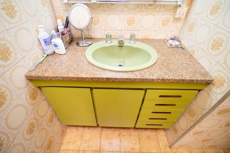 Casa à venda com 206m², 5 quartos e 3 vagasBanheiro da Suíte 2