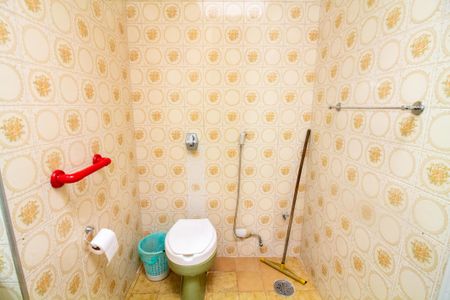 Casa à venda com 206m², 5 quartos e 3 vagasBanheiro da Suíte 2