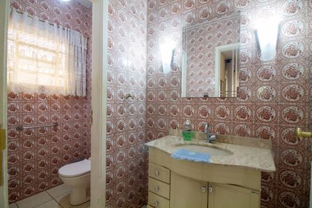 Casa à venda com 206m², 5 quartos e 3 vagasLavabo