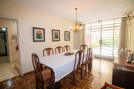 Casa à venda com 206m², 5 quartos e 3 vagasSala de Jantar