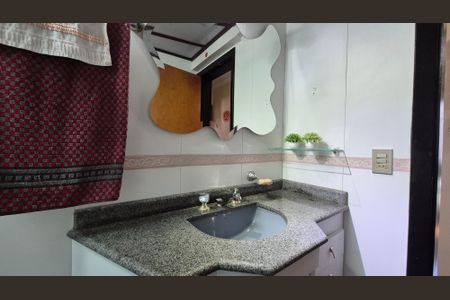Apartamento à venda com 140m², 4 quartos e 2 vagasBanheiro
