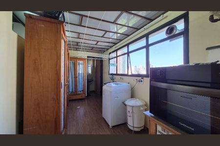 Apartamento à venda com 140m², 4 quartos e 2 vagasÁrea de Serviço