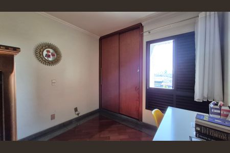 Apartamento à venda com 140m², 4 quartos e 2 vagasQuarto 1