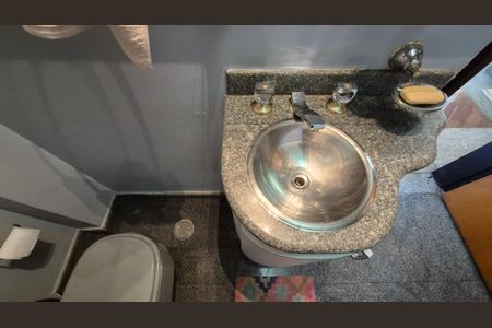 Apartamento à venda com 140m², 4 quartos e 2 vagasLavabo