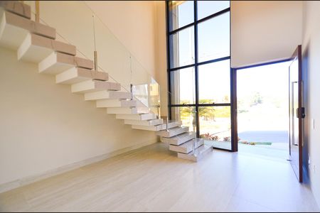 Casa de condomínio para alugar com 358m², 4 quartos e 4 vagasSala de Estar