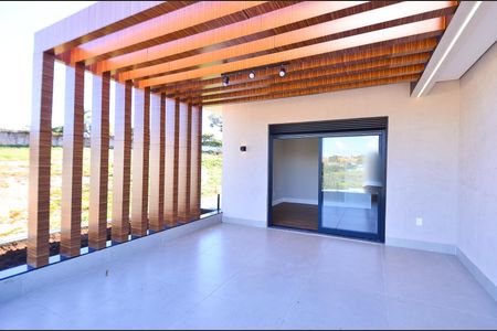 Casa de condomínio para alugar com 358m², 4 quartos e 4 vagasSemi Suíte 2 Varanda