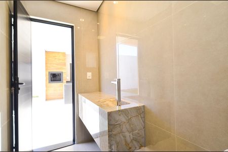 Casa de condomínio para alugar com 358m², 4 quartos e 4 vagasLavabo