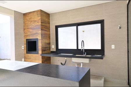 Casa de condomínio para alugar com 358m², 4 quartos e 4 vagasChurrasqueira