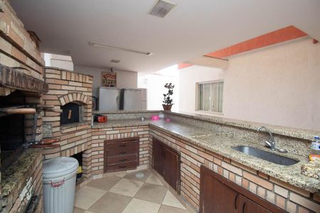 Casa para alugar com 320m², 5 quartos e 6 vagasÁrea comum