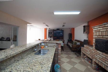 Casa para alugar com 320m², 5 quartos e 6 vagasÁrea comum