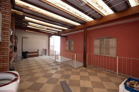 Casa para alugar com 320m², 5 quartos e 6 vagasÁrea de Serviço