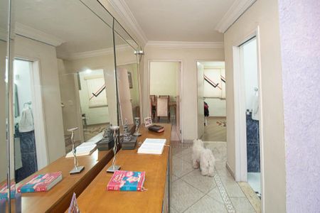 Casa para alugar com 320m², 5 quartos e 6 vagasCorredor