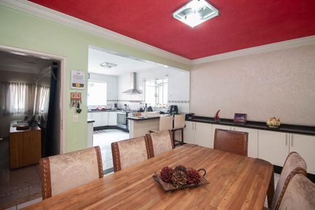 Casa para alugar com 320m², 5 quartos e 6 vagasCopa