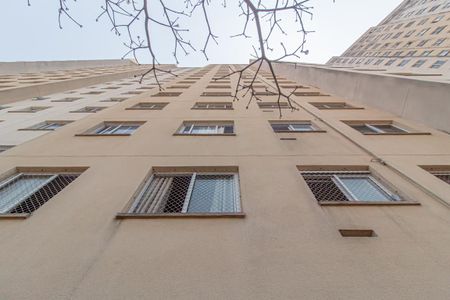 Apartamento para alugar com 41m², 2 quartos e 1 vaga Apartamento para alugar com 41m², 2 quartos e 1 vagaFachada do bloco