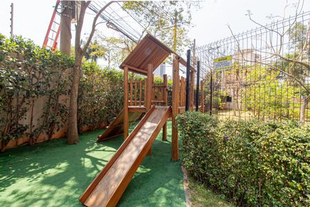 Apartamento para alugar com 41m², 2 quartos e 1 vaga Apartamento para alugar com 41m², 2 quartos e 1 vagaÁrea comum - Playground