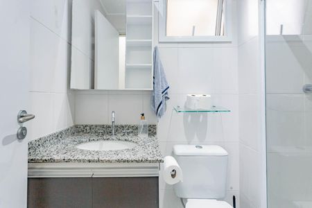 Apartamento à venda com 86m², 2 quartos e 2 vagasBanheiro da Suíte