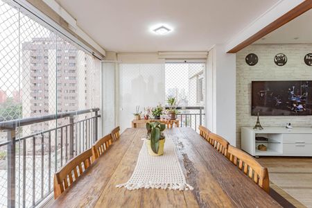 Apartamento à venda com 86m², 2 quartos e 2 vagasVaranda gourmet