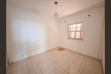 Casa à venda com 5 quartos, 260m² em Vila Indiana, São Paulo