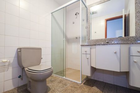 Apartamento à venda com 145m², 4 quartos e 2 vagas Apartamento à venda com 145m², 4 quartos e 2 vagasBanheiro