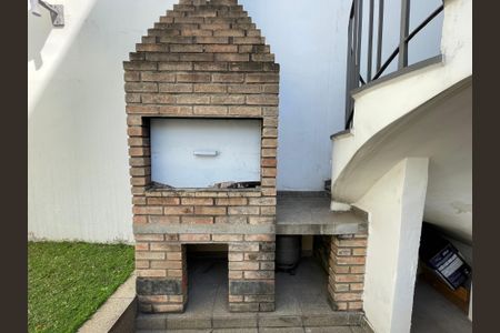 Casa à venda com 243m², 3 quartos e 7 vagasQuintal - Churrasqueira