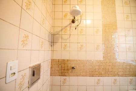 Casa à venda com 384m², 2 quartos e 3 vagasBanheiro