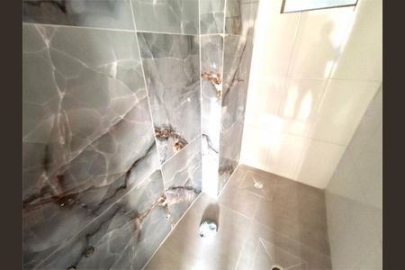 Apartamento à venda com 2 quartos, 40m² em São Lucas, São Paulo