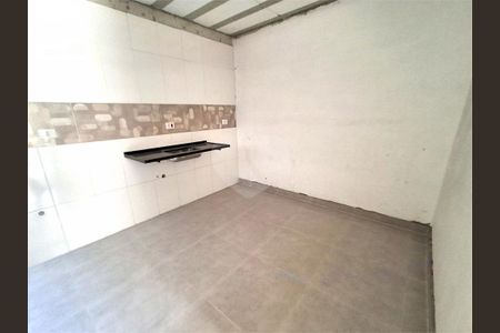 Apartamento à venda com 2 quartos, 40m² em São Lucas, São Paulo