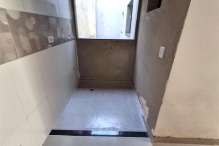 Apartamento à venda com 2 quartos, 40m² em São Lucas, São Paulo