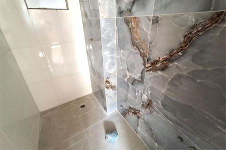 Apartamento à venda com 2 quartos, 40m² em São Lucas, São Paulo