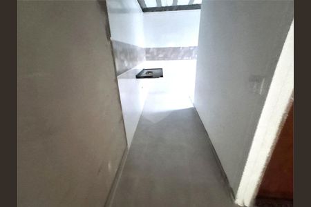 Apartamento à venda com 2 quartos, 38m² em São Lucas, São Paulo
