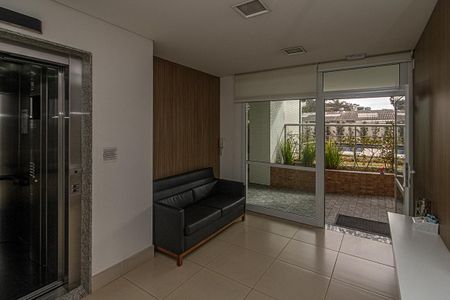 Apartamento à venda com 52m², 2 quartos e 1 vagahall de entrada_4