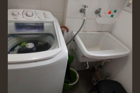 Apartamento à venda com 70m², 3 quartos e 1 vagaÁrea de Serviço