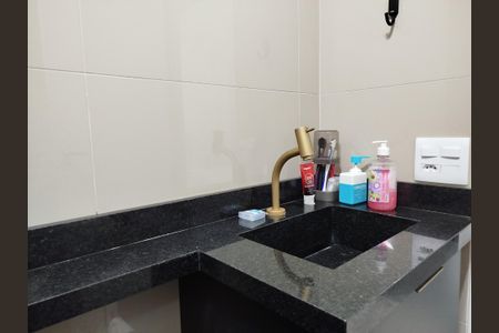 Apartamento à venda com 70m², 3 quartos e 1 vagaBanheiro