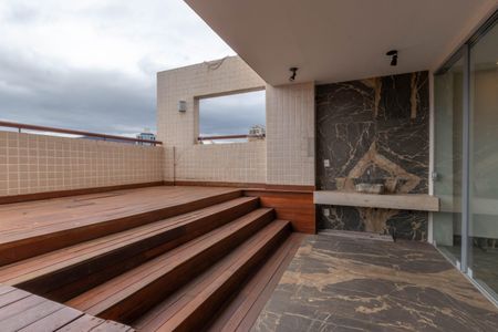 Apartamento à venda com 450m², 3 quartos e 5 vagasTerraço