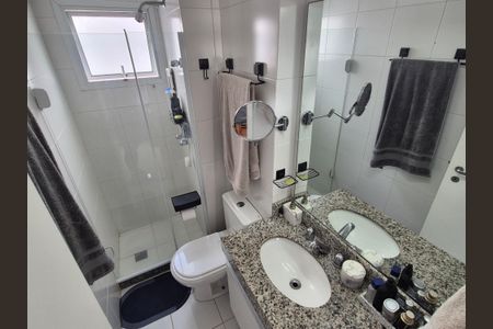 Apartamento à venda com 144m², 3 quartos e 2 vagasBanheiro da Suíte 2