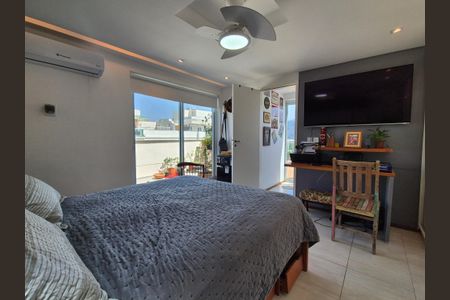 Apartamento à venda com 144m², 3 quartos e 2 vagasSuíte 2