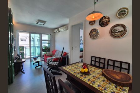 Apartamento à venda com 144m², 3 quartos e 2 vagasSala