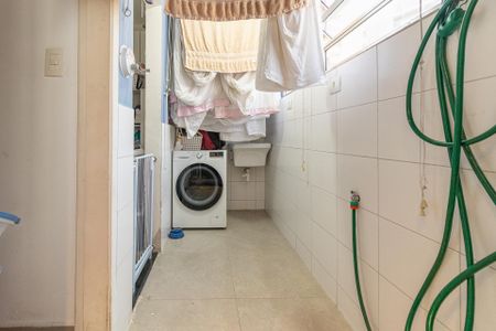 Apartamento à venda com 97m², 2 quartos e 1 vagaÁrea de Serviço