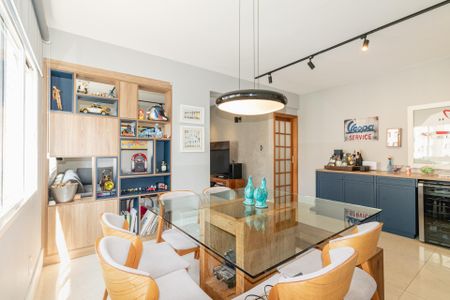 Apartamento à venda com 97m², 2 quartos e 1 vagaSala