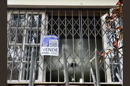 Apartamento à venda com 100m², 3 quartos e 1 vaga Apartamento à venda com 100m², 3 quartos e 1 vagaPlaca