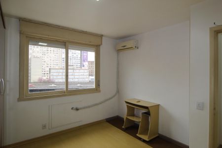 Quarto 1 de apartamento para alugar com 2 quartos, 68m² em Centro Histórico, Porto Alegre