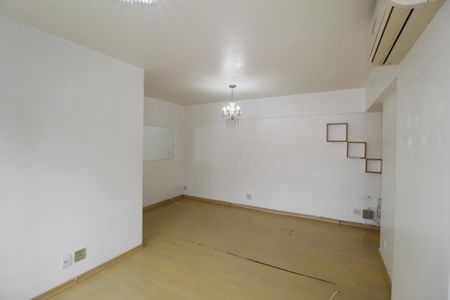 Apartamento para alugar com 68m², 2 quartos e 1 vagaSala