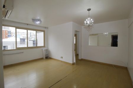 Apartamento para alugar com 68m², 2 quartos e 1 vagaSala