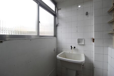 Apartamento para alugar com 68m², 2 quartos e 1 vagaÁrea de Serviço