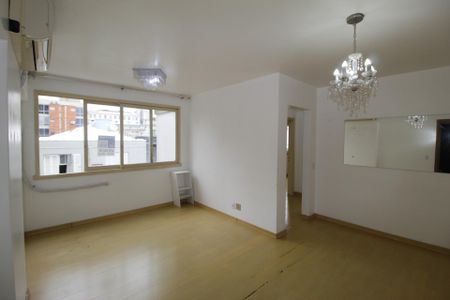 Apartamento para alugar com 68m², 2 quartos e 1 vagaSala